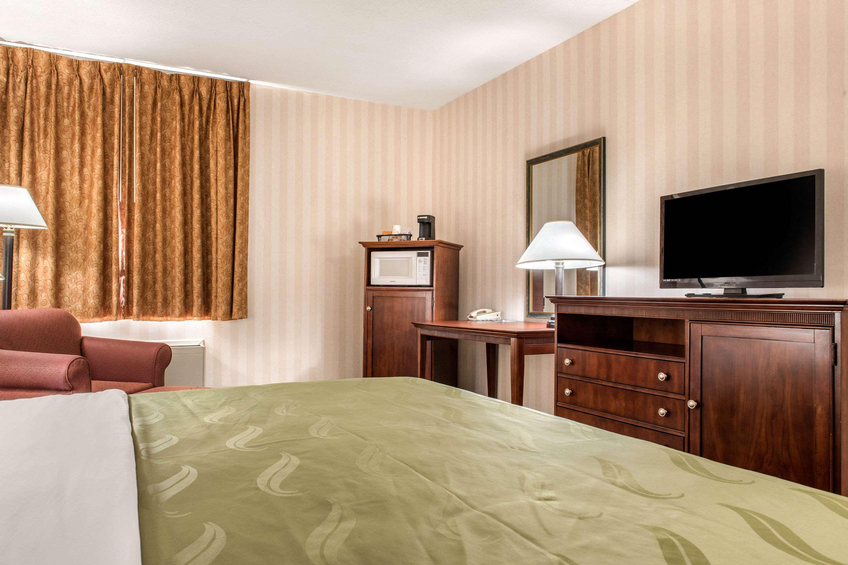 Quality Inn & Suites Miamisburg - Dayton South Εξωτερικό φωτογραφία