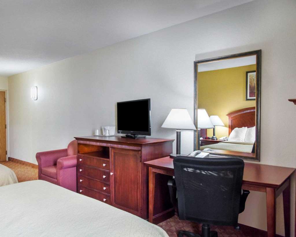 Quality Inn & Suites Miamisburg - Dayton South Δωμάτιο φωτογραφία