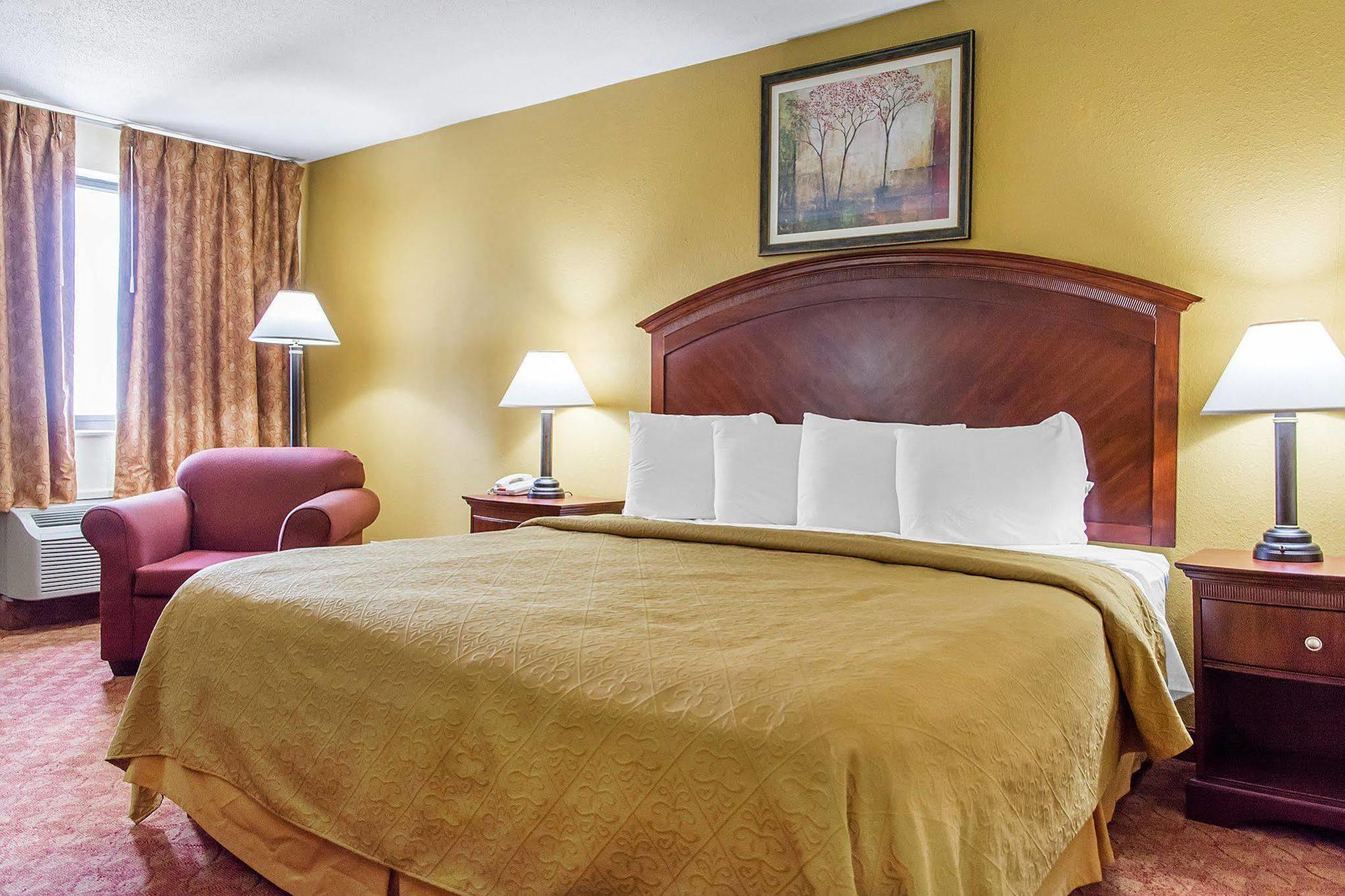 Quality Inn & Suites Miamisburg - Dayton South Εξωτερικό φωτογραφία